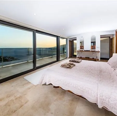 Au Soleil Vila